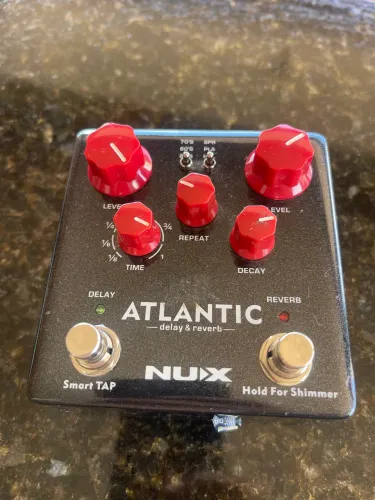 Pedal de Efeitos NUX ATLANTIC