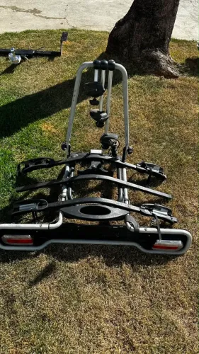 SUPORTE PARA BICICLETAS EM PERFEITO ESTADO