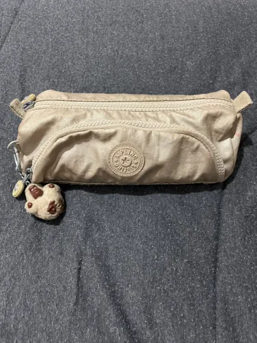 Estojo Kipling Metalizado