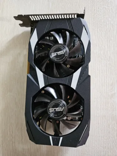 Placa de video Asus Nvidia GTX 1650 4GB - Seminova!