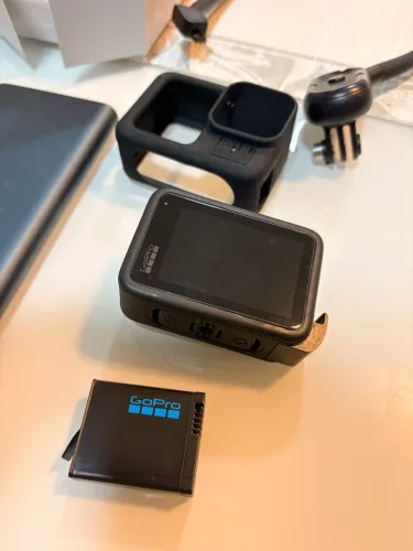 GOPRO 13 BLACK COM ACESSÓRIOS