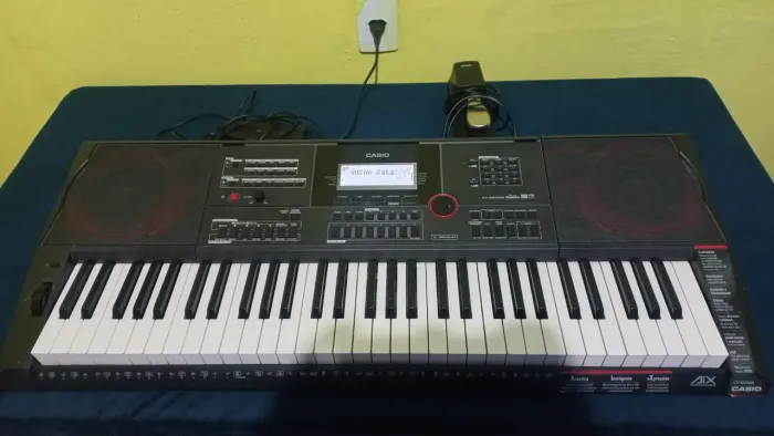 Teclado arranjador CT-X5000
