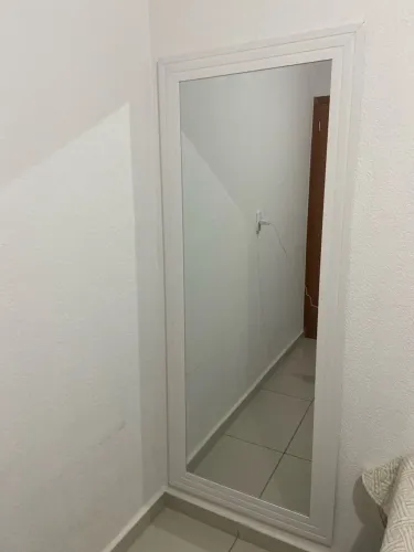 Espelho grande seminovo