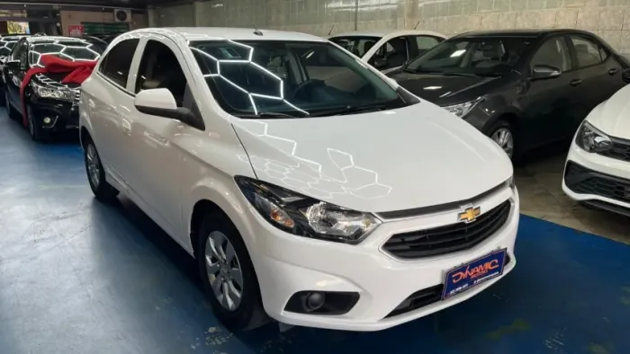 Chevrolet Onix Hatch LT 1.0 8V Flex Mec. 4P 2019