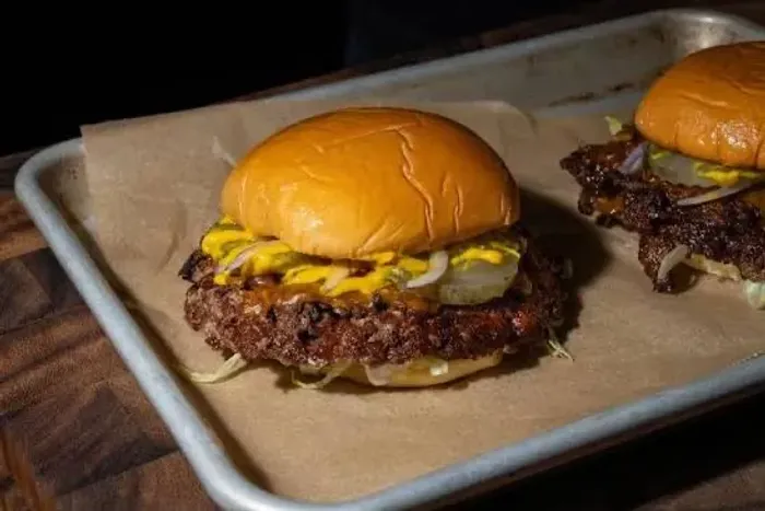 Alugo hamburgueria pronta para operar