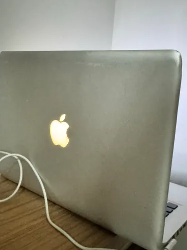 MacBook Usado Antigo