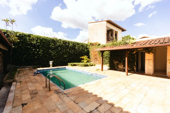Casa maravilhosa no bairro santa branca 