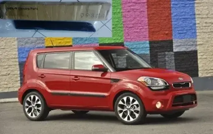 Friso lateral esquerdo para KIA SOUL 2012