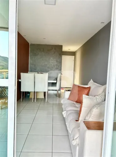 Venda apartamento 3 quartos sendo 1 suíte Recreio dos Bandeirantes