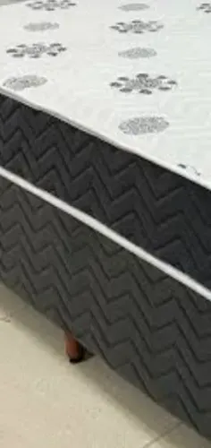 Casal conjugada com colchao 550$