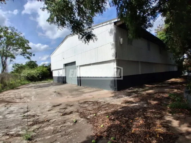 Terreno com 2 galpões comerciais - Sorocaba/SP