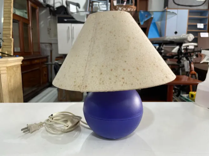 Abajur Micro Gerador de Luz Starline 2000