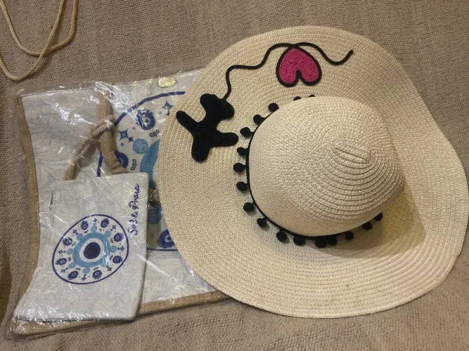 Conjunto de chapéu e bolsa com carteira (boto rosa)