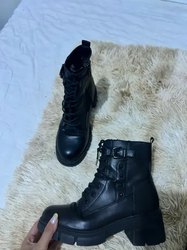 Bota de couro 