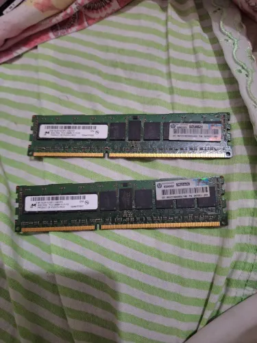 Duas memória RAM 8gb 1600mhz