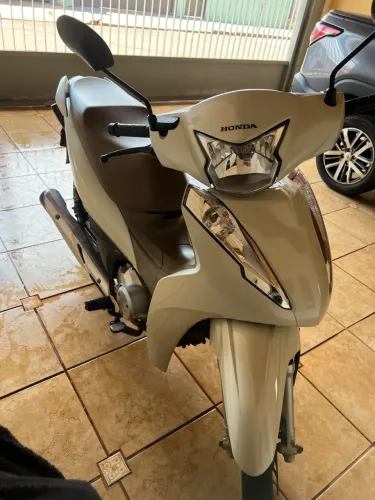 Honda Biz 125 EX/ 125 EX Flex 2024