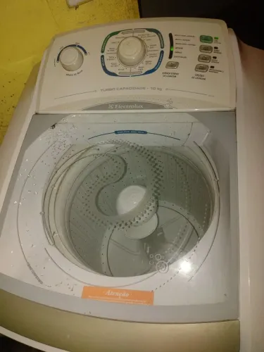 Máquina de lavar roupa 10kg
