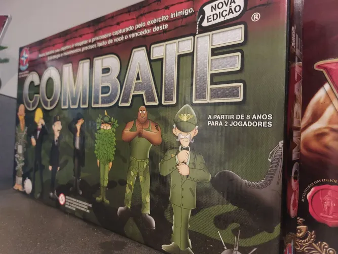 Vendo jogo Combate Estrela