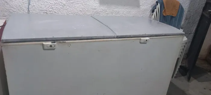 Vendo freezer, ótimo estado