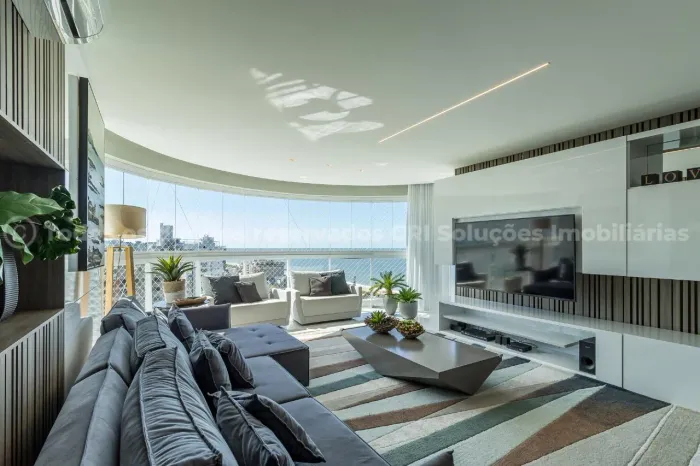 Cobertura duplex com 4 quartos sendo 3 suítes no Brava Beach Aroeira na Praia Brava em Ita