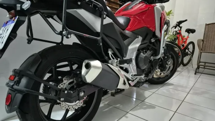 Moto Honda NC 750X 2023 PURA SEMI NOVA 5.300 KM UNICO DONO 