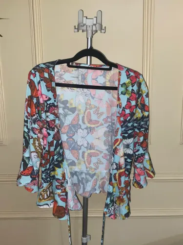 Blusa transpassada Limelight borboletas M