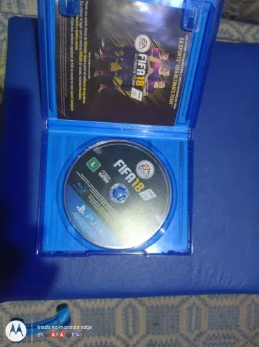Vendo FIFA 18 PS4