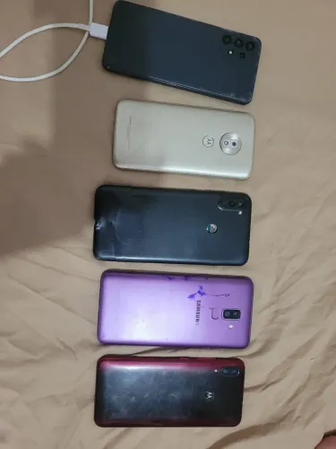 5 celulares pra conserto 3 funcionam 