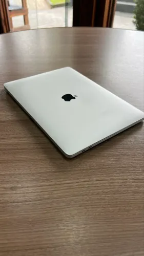 MacBook Pro 13? 2019 i5 Quad-Core | 8GB | SSD 256GB | 