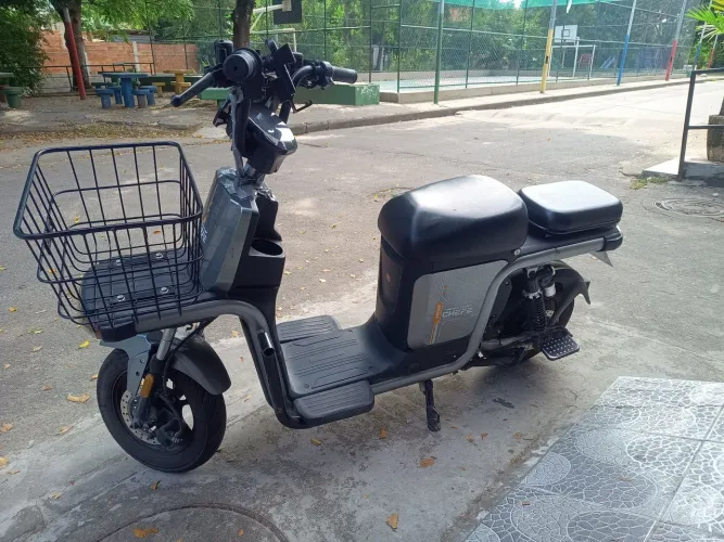 Moto Elétrica/ Ret, da moto chefe