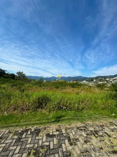 Terreno à Venda com 720,79 m² no Zulma Becker Park Village - Santo Amaro da Imperatriz