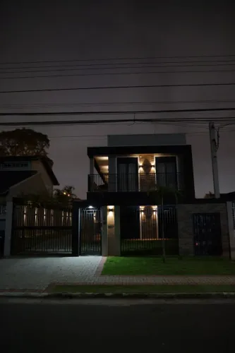 Alugo apartamento de 01 quarto, moderno , lindo e  mobiliado, direto com o proprietário. 