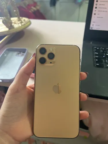 iPhone 11 Pro 64g funciona tudo