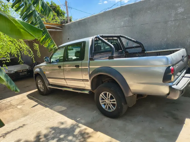 Mitsubishi L200 Outdoor GLS 2.5 4X4 CD TDI Diesel 2008