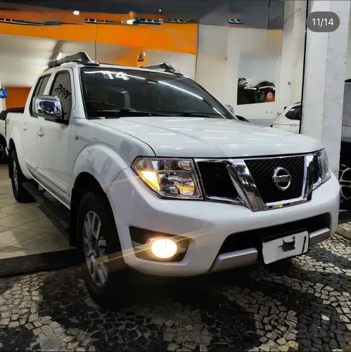 Nissan Frontier SL CD 4X4 2.5tb Diesel AUT 2014
