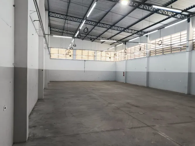 Galpão para alugar, 500 m² - São João - Jacareí/SP