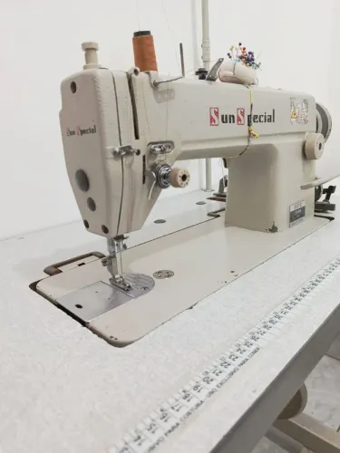 Máquina reta industrial Sun Special 