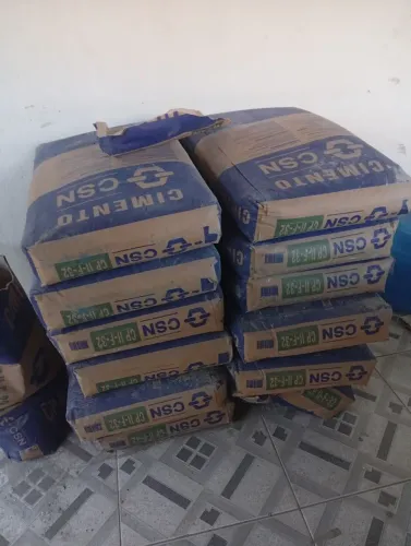 11 sacos de cimento R$300,00