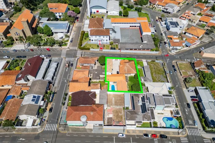 Terreno à venda - VILA SÃO JOSÉ - com 1.070,70m² de terreno e 445,47m² de área ú