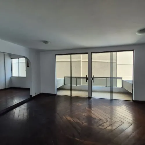 Vende/Aluga Amplo Apartamento 4 Suítes, Ampla Sala e 2 Vagas Centro Nilópolis Ac. Carta