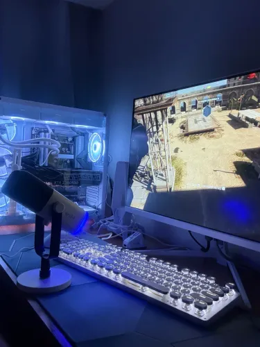 PC GAMER HIGH-END RTX 4090 + RYZEN 7 9800X3D