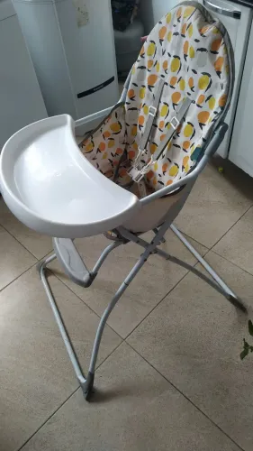 Cadeira alimentação 