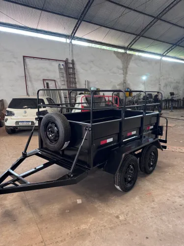 Carretinha Reboque reforçada