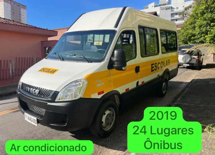 Iveco Daily Minibus Fretamento Longo 50c17 3.0 16V 170cv Diesel Mec. E5 2019