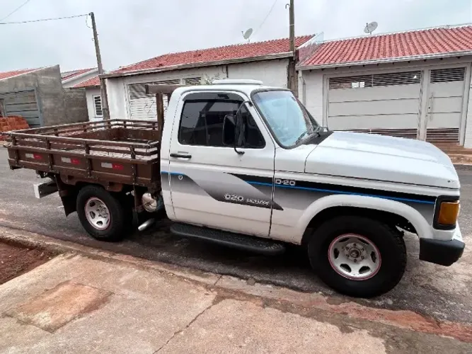 Chevrolet D-20 S / Luxe 3.9/4.0 Diesel 1987