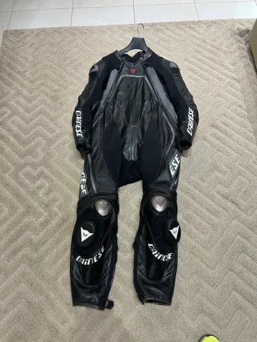 Macacão dainese mission pro 1 peça - tamanho 50