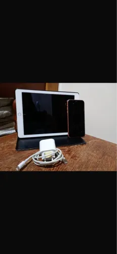Vendo Kit Apple: iPad + iPhone + Carregador