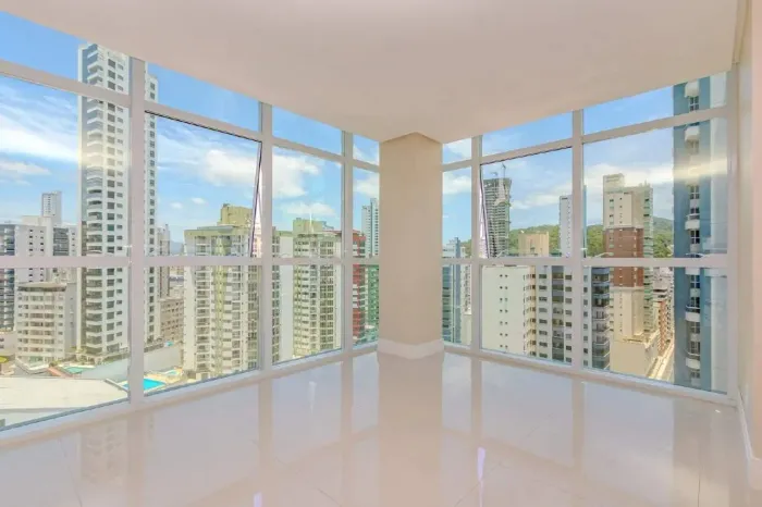 Apartamento no Ed. Vision Tower em Balneário Camboriú