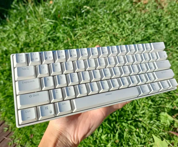 Teclado mecânico RGB RK61 - tri-mode