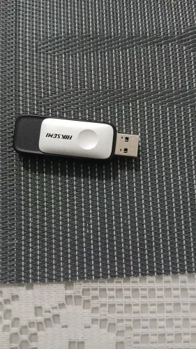Pendrive de 128 gigas com jogos